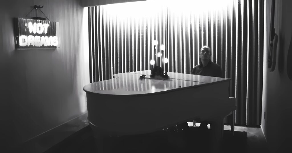 Timber Timbre (support: Foundling)