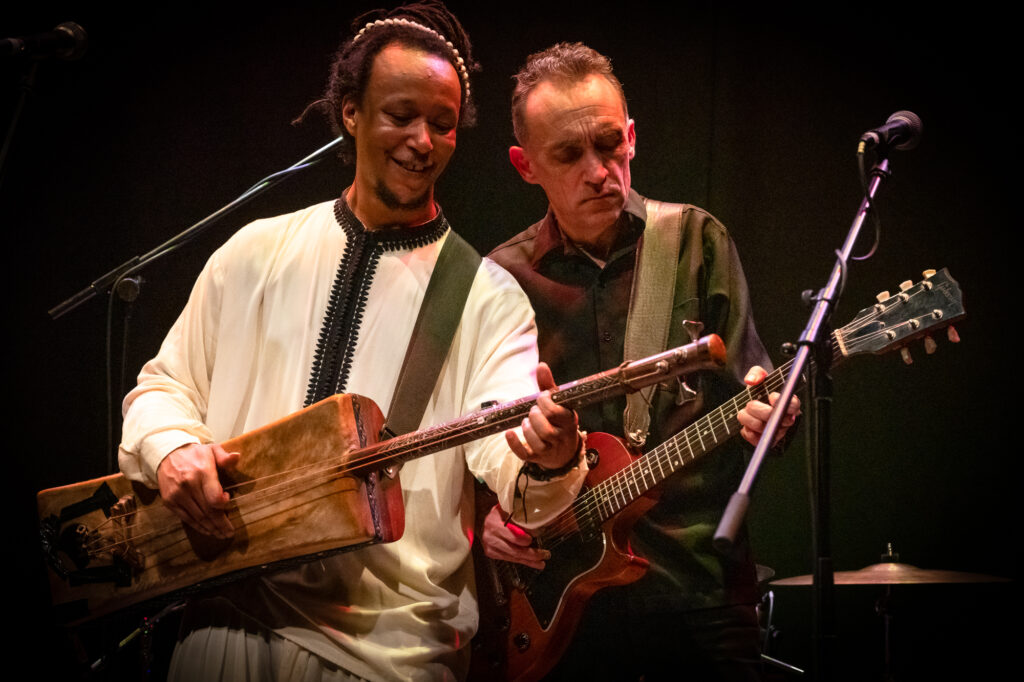Lifting Spirits – Justin Adams & Mohamed Errebbaa
